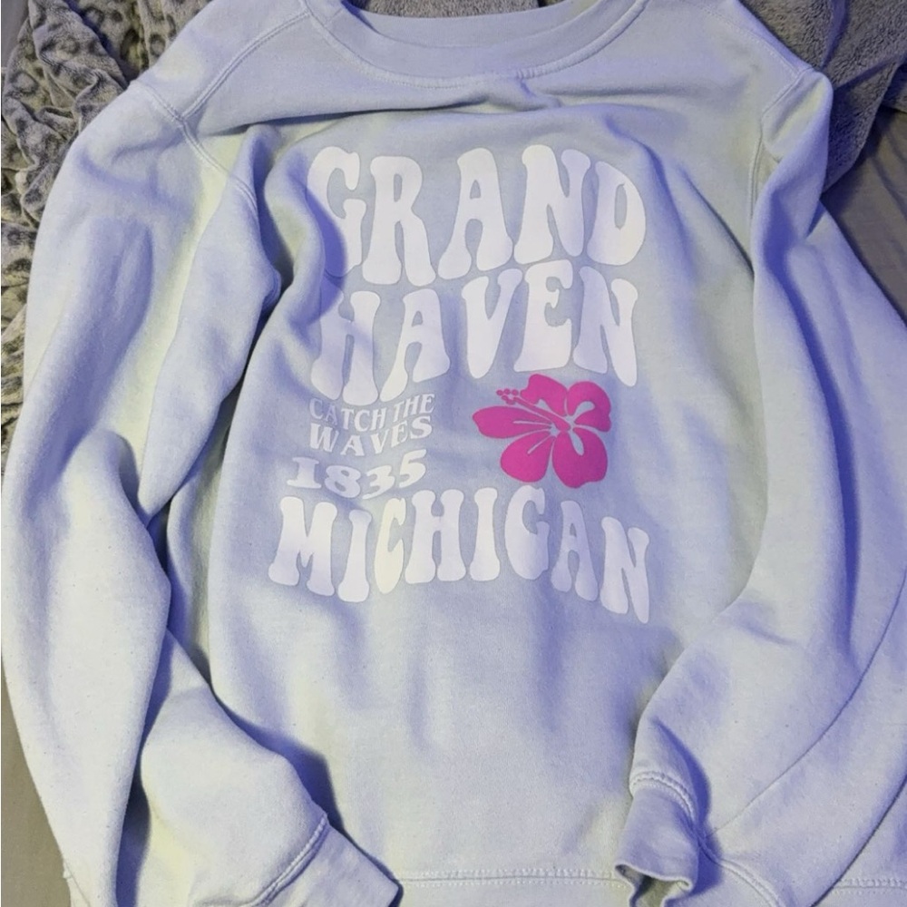 Fun location crewneck